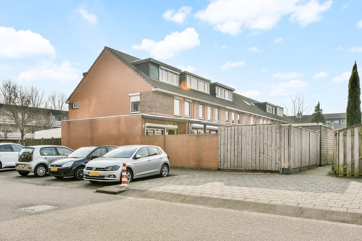 Foto 37 van Irene Vorrinkstraat 50