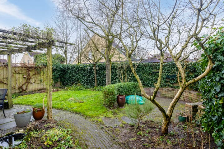 Photo 46 of Jane Addamsstraat 6