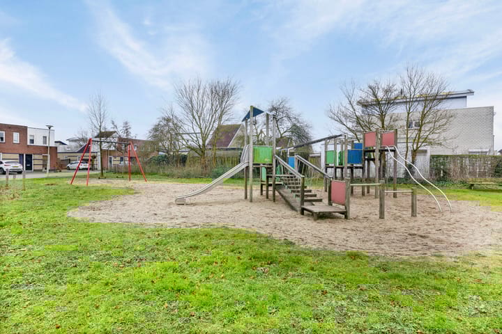 Photo 51 of Jane Addamsstraat 6