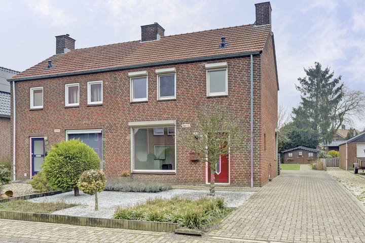 Foto 1 van Schoolstraat 21