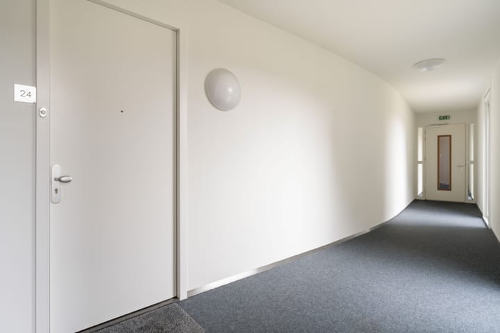 Foto 15 van Ceres 24