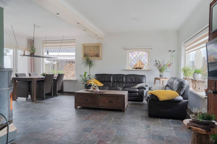 Foto 9 van Aarweg 11