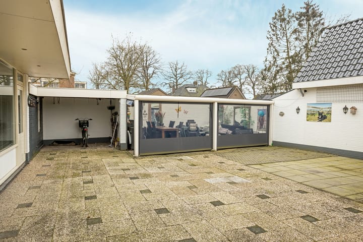 Foto 24 van Aarweg 11