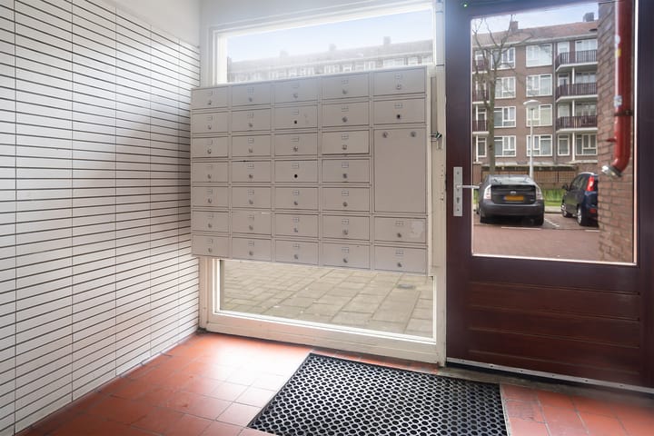 Foto 4 van Cornelis van Vollenhovenstraat 178