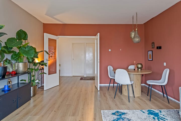 Foto 10 van Veenstraat 152