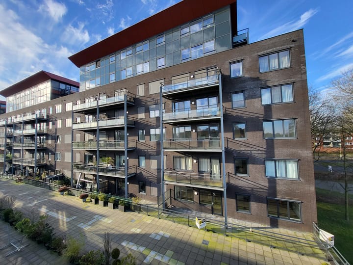 Foto 1 van Wadestein 2