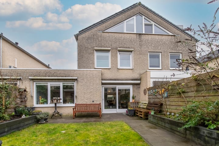 Foto 29 van Aagje Dekenweg 5