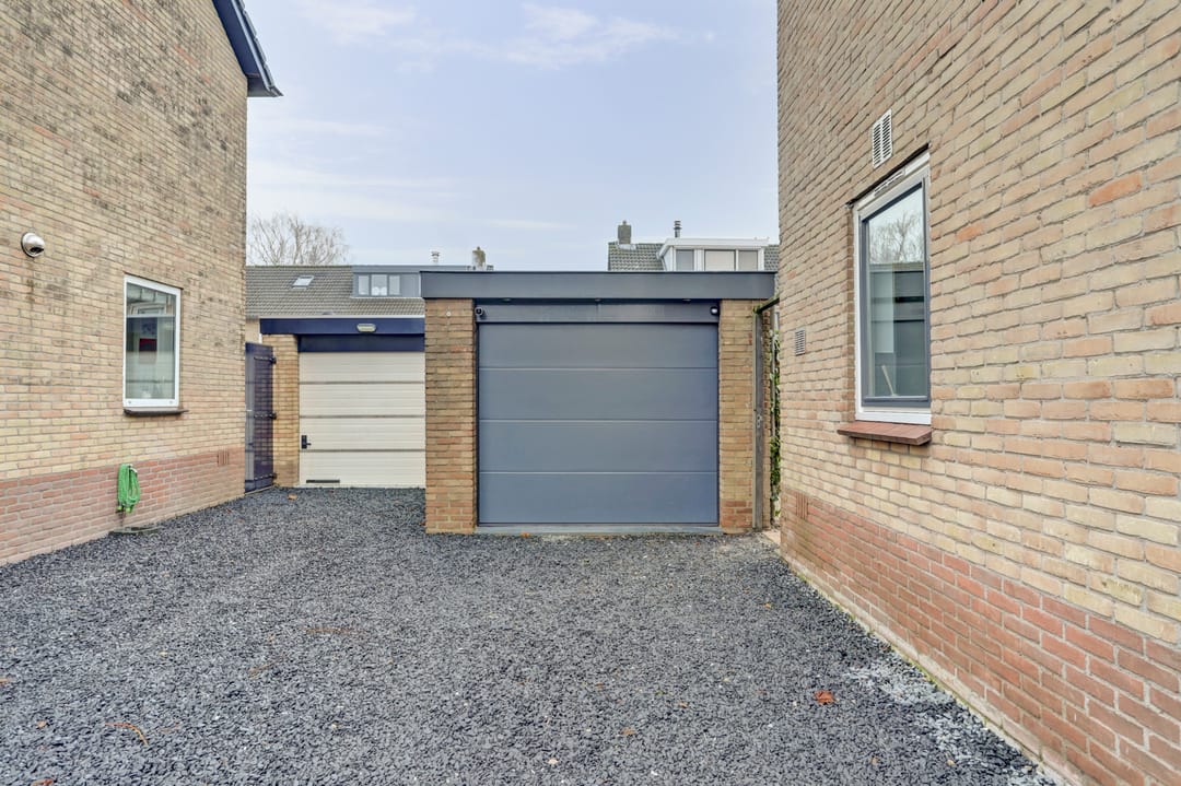 Photo 38 of Biezenweg 37