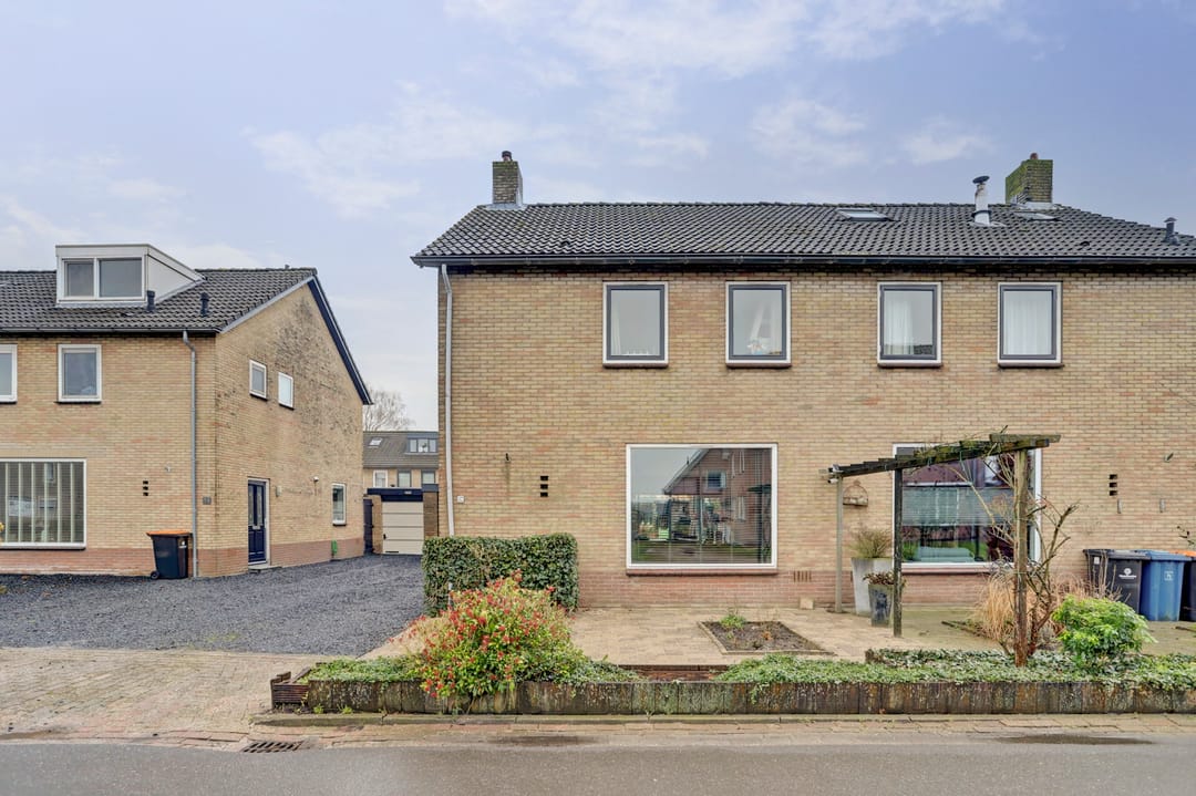 Photo 41 of Biezenweg 37