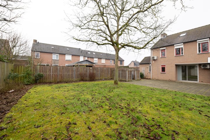 Foto 33 van Olmstraat 42