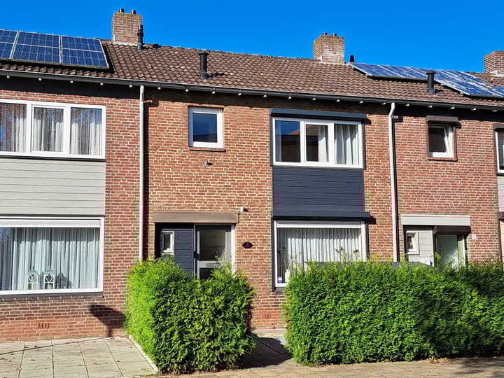 Foto 1 van Vlinderstraat 4