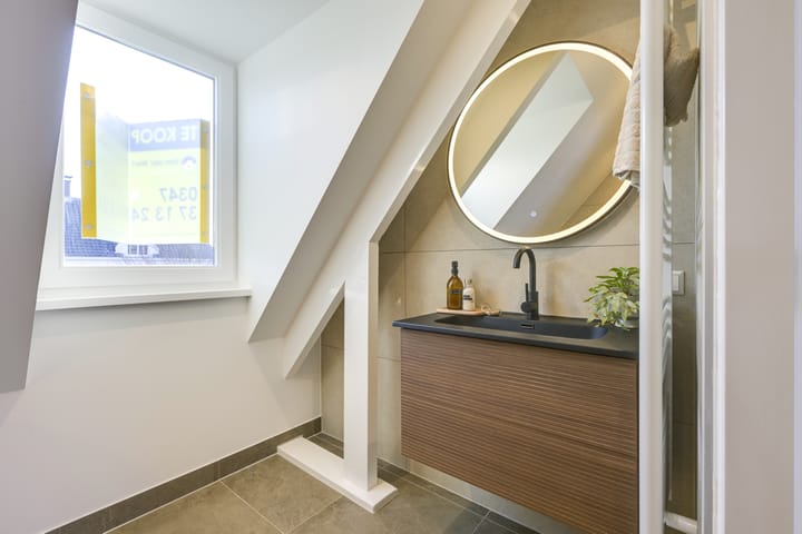 Foto 26 van Voorstraat 73-D