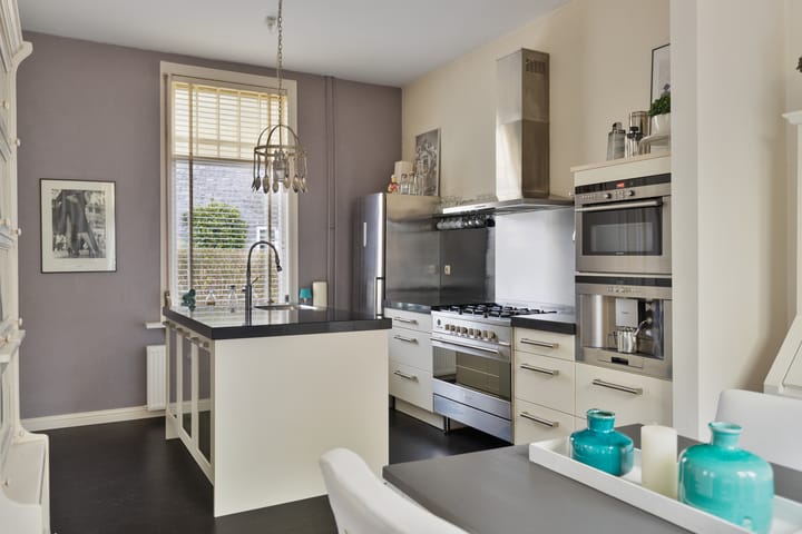 Foto 22 van Burg de Zeeuwstraat 80