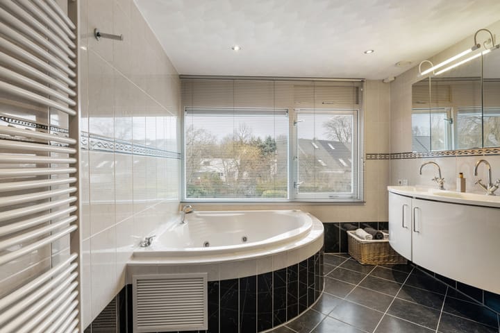 Foto 7 van Snekerveste 24