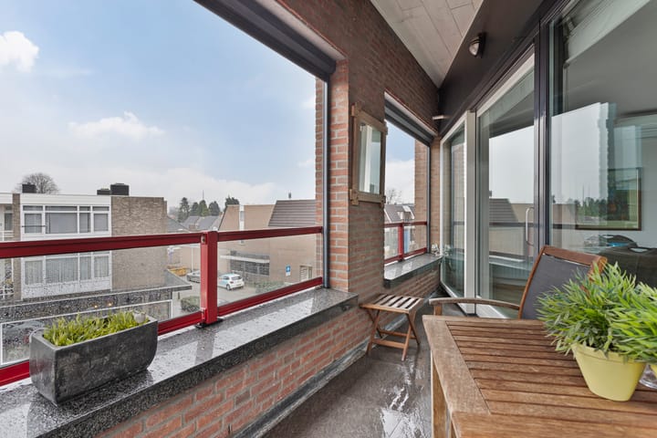 Foto 23 van Postelstraat 12