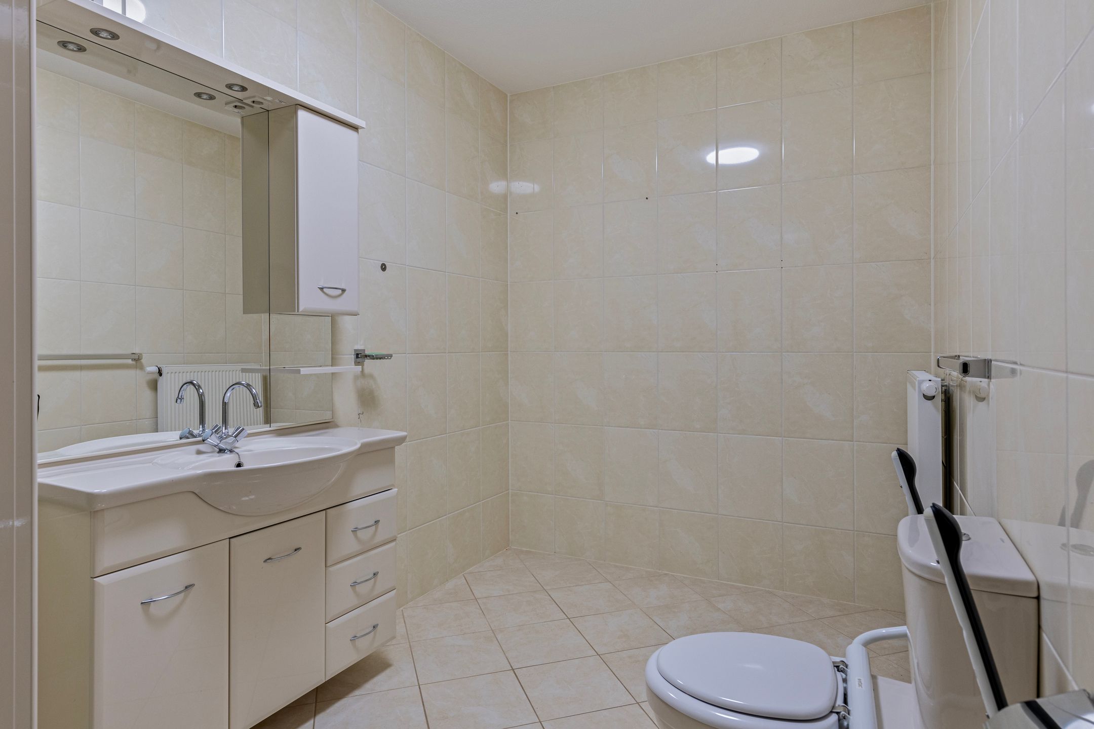 Photo 24 of Kroonkampweg 12-F