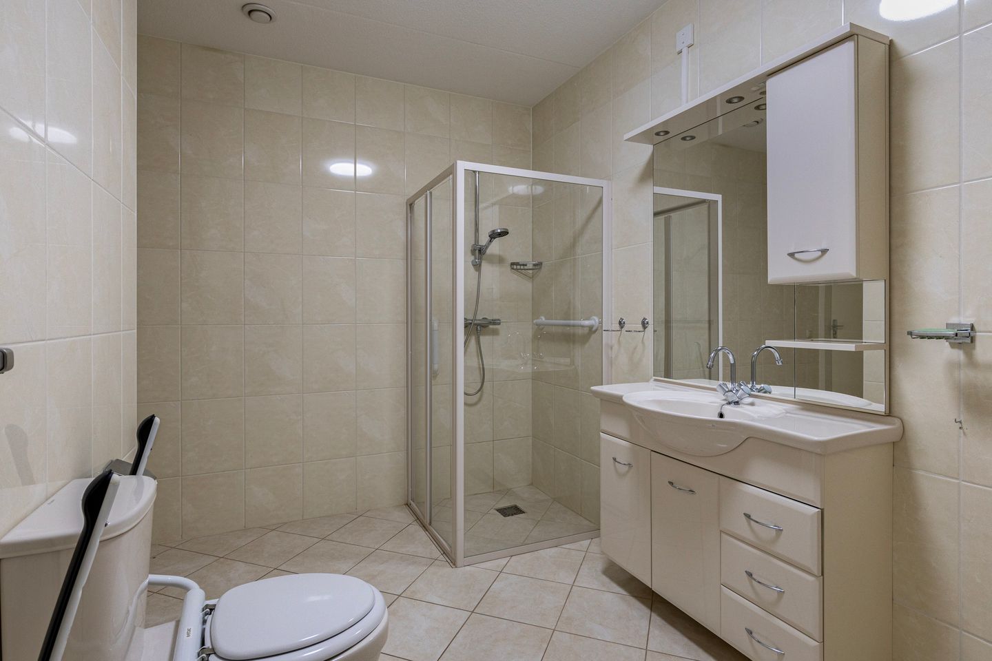 Photo 25 of Kroonkampweg 12-F