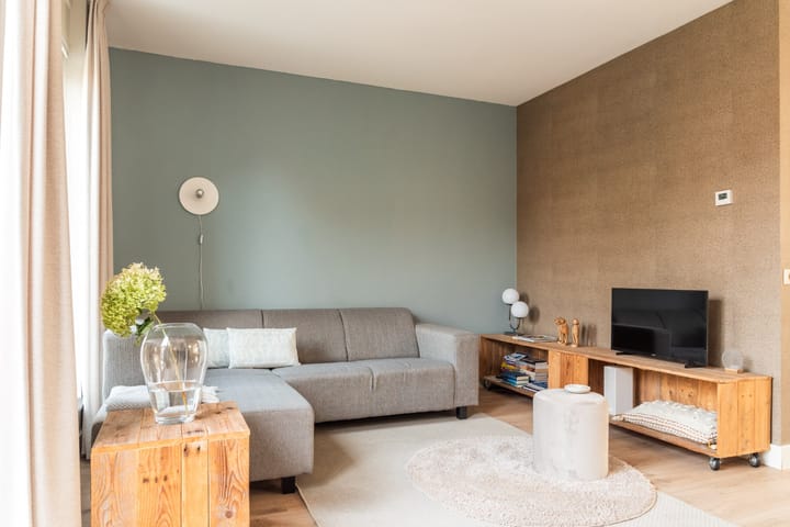 Photo 10 of Johannes Vermeerstraat 23