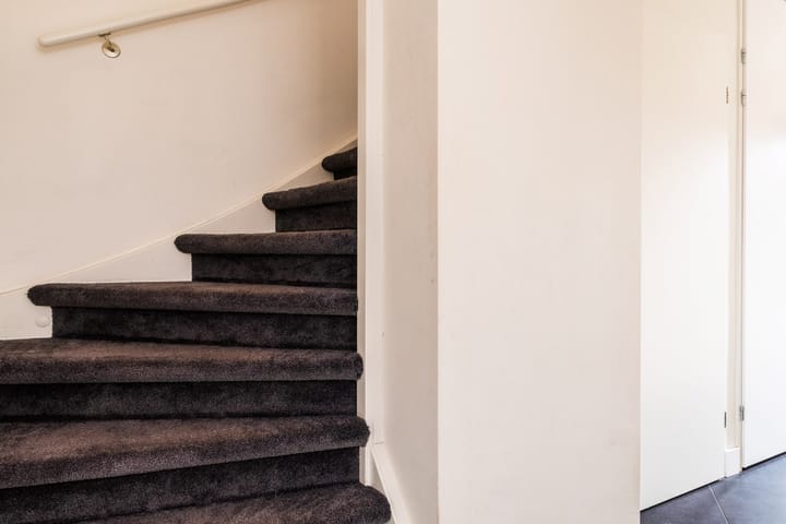 Photo 14 of Johannes Vermeerstraat 23