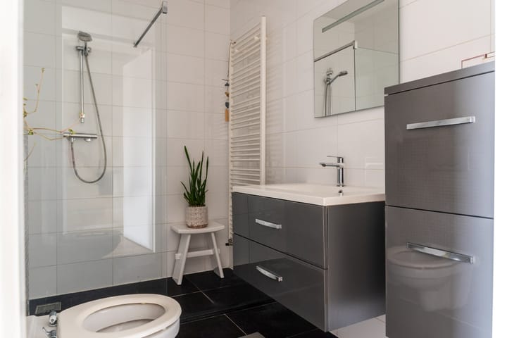 Photo 21 of Johannes Vermeerstraat 23