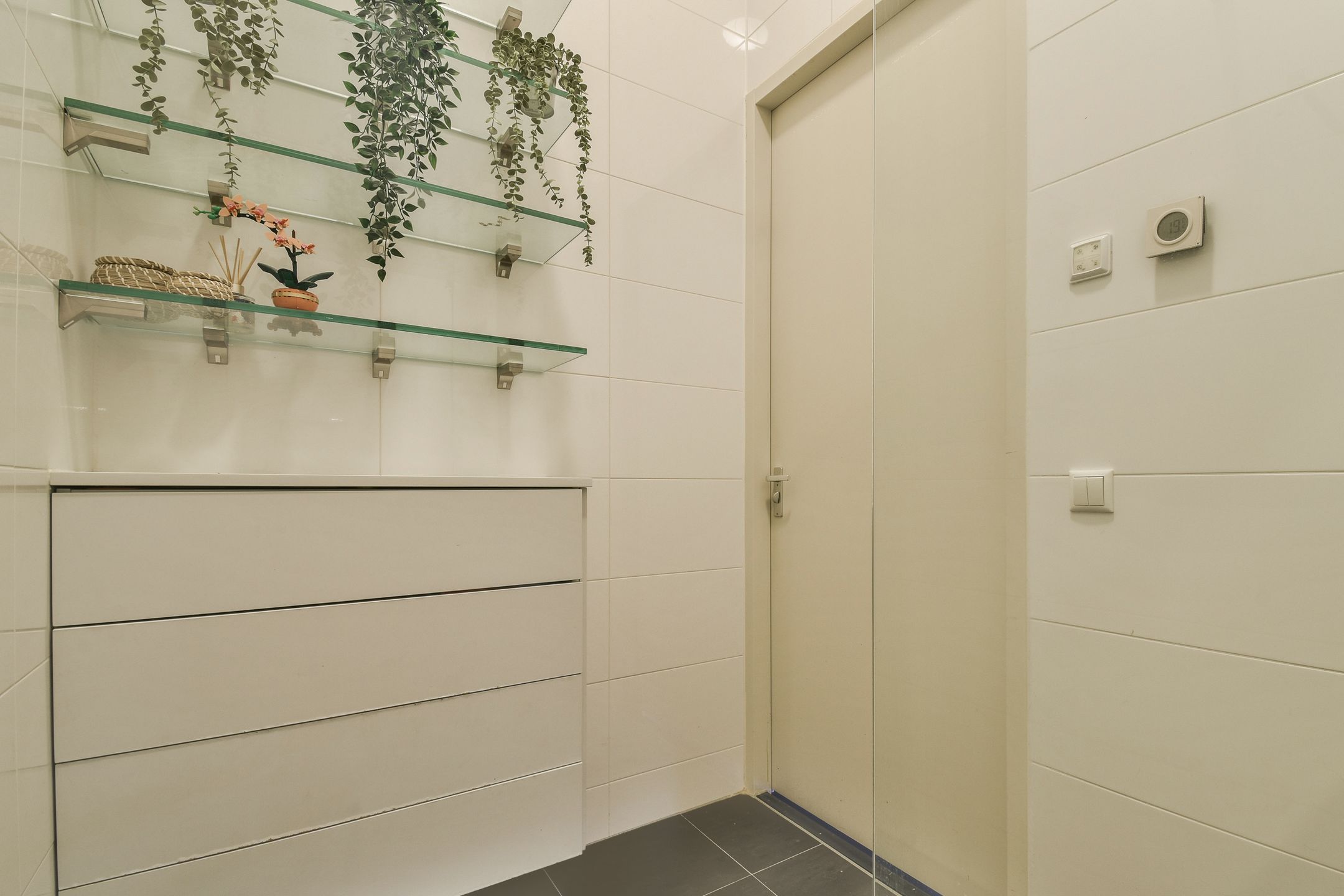 Photo 12 of Willem Dudokhof 221