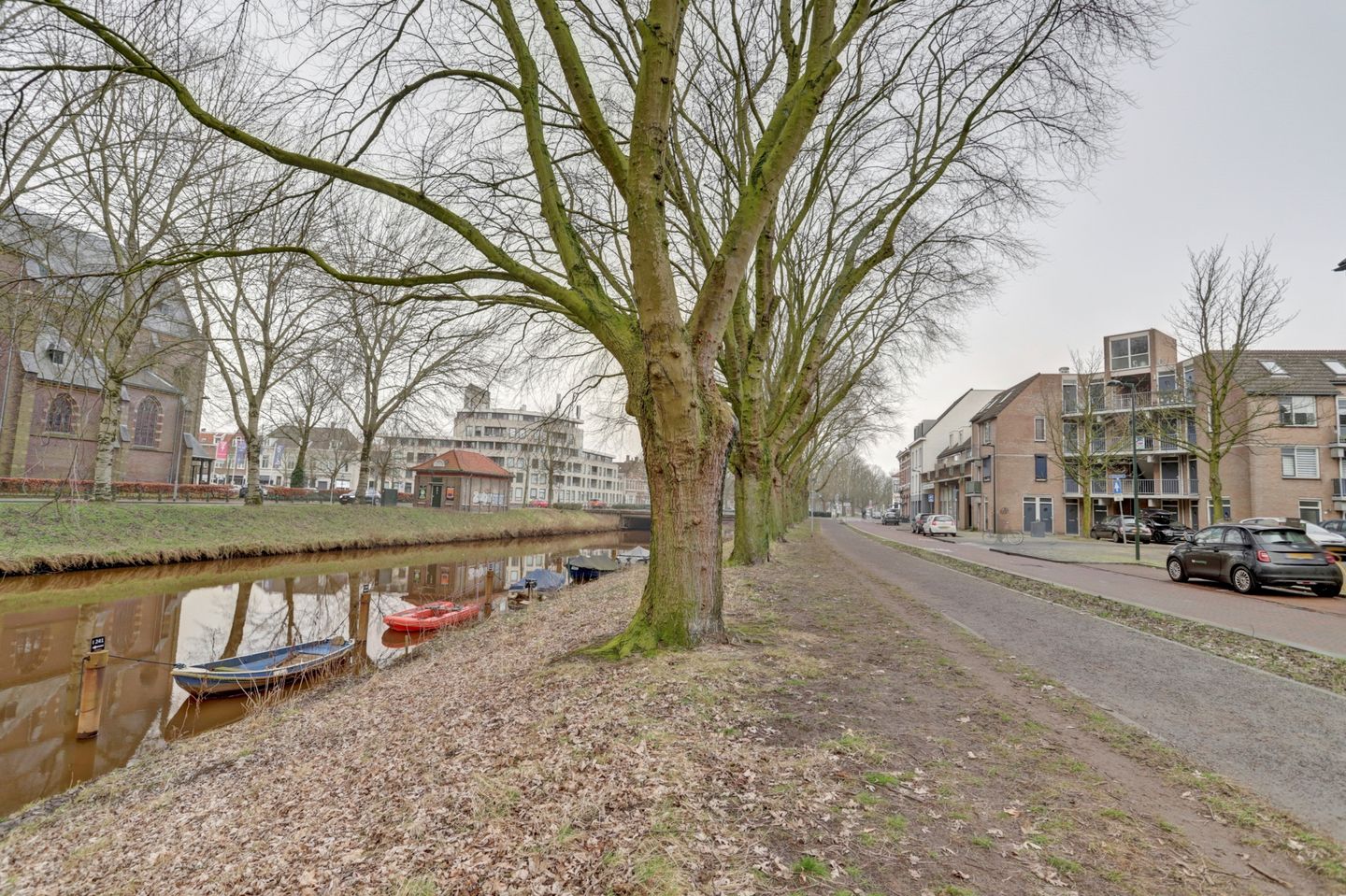 Foto 20 van Spuistraat 17