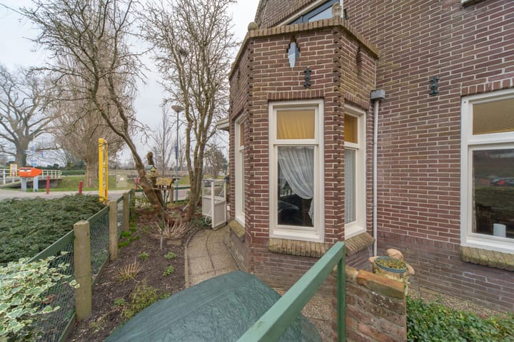 Foto 46 van Westersingel 64