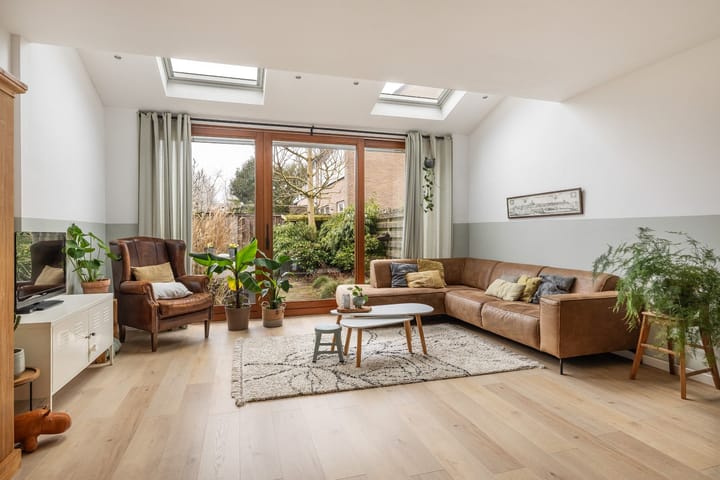 Foto 2 van Tuinfluiterstraat 24