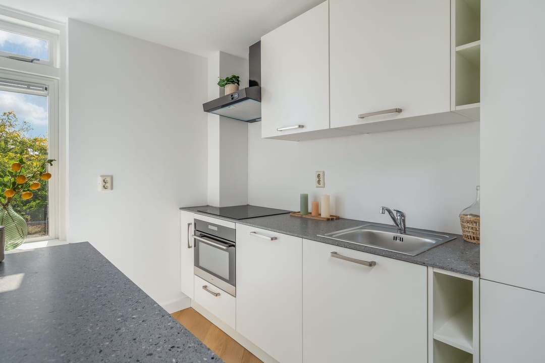 Foto 11 van Van Hoytemastraat 39-B