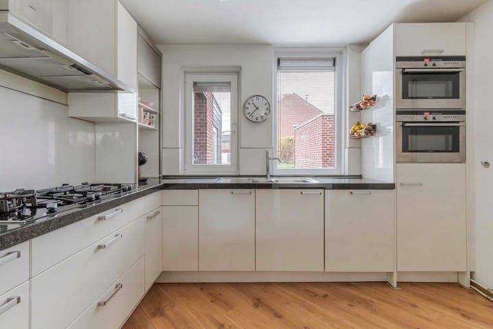 Foto 10 van Heelmeestersdreef 316