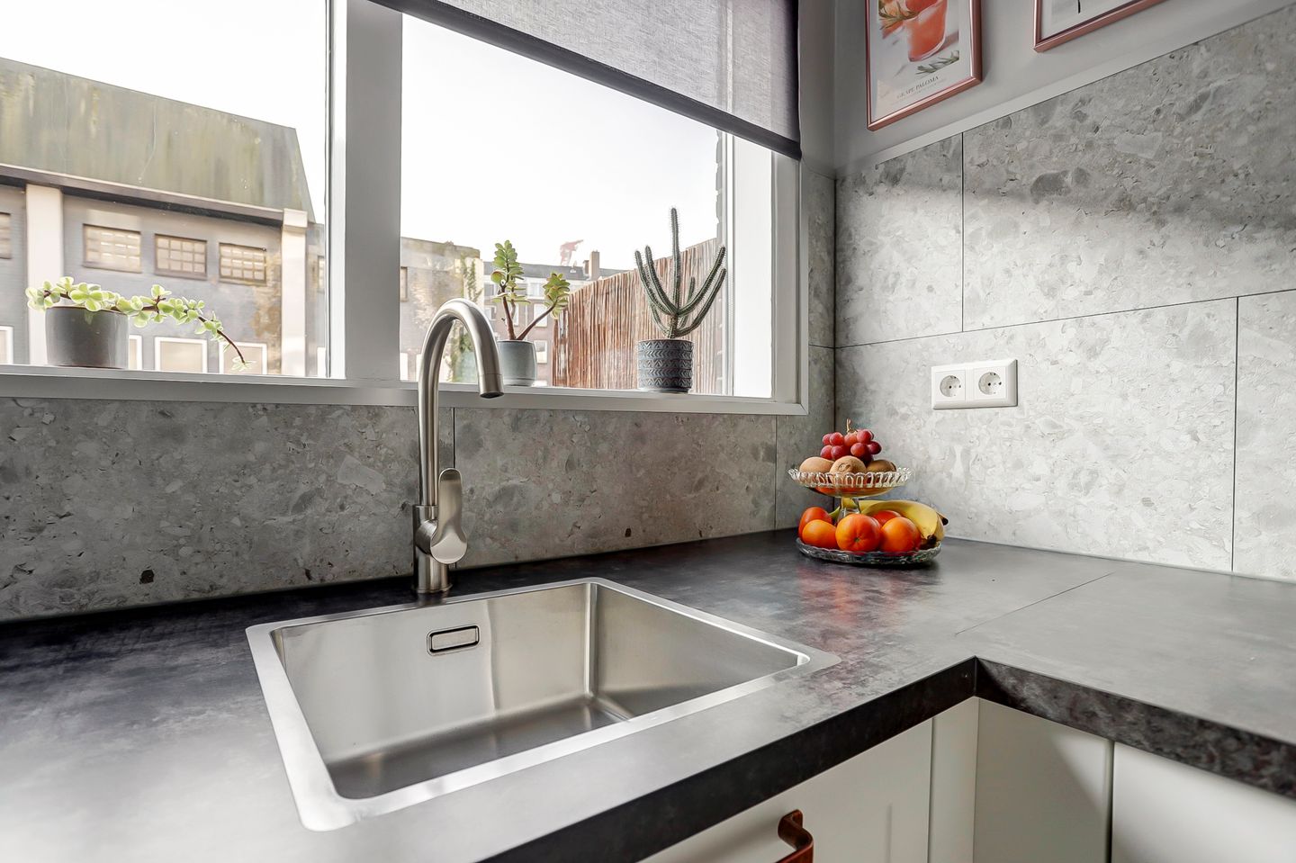 Photo 14 of Burgemeester Knappertlaan 255-A