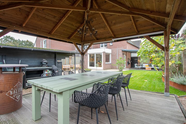 Photo 28 of Thornerweg 32