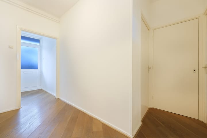 Foto 11 van Burgemeester De Vlugtlaan 223