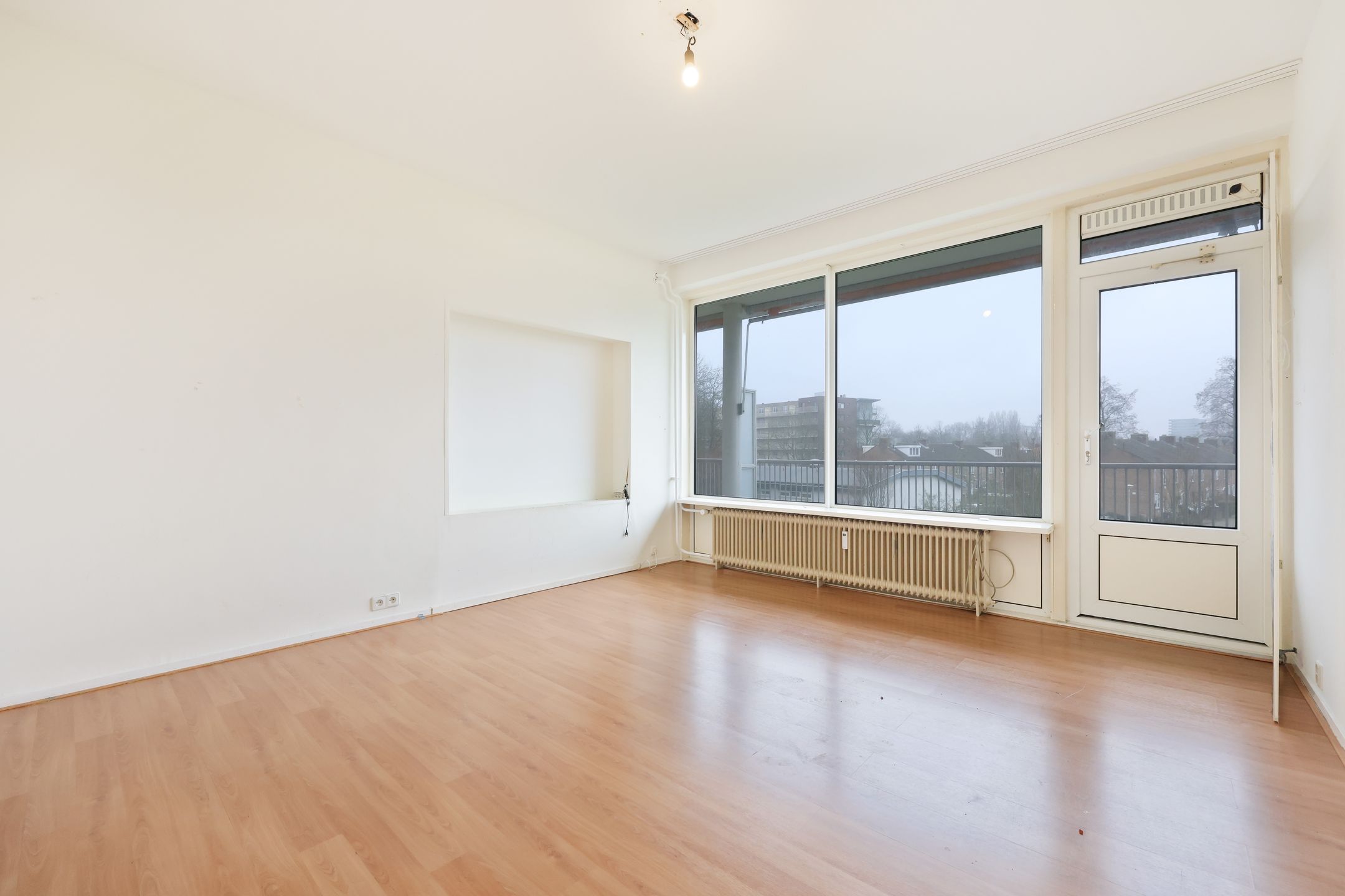 Foto 15 van Burgemeester De Vlugtlaan 223