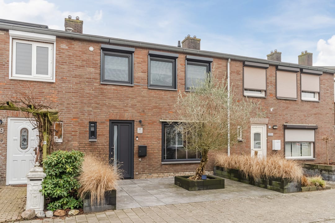 Foto 1 van Deken Boexstraat 17