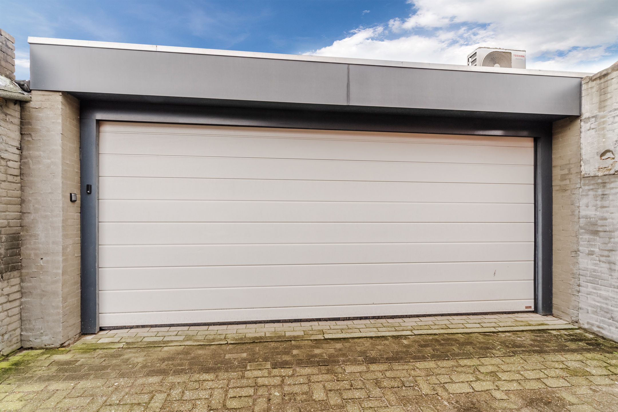 Foto 36 van Deken Boexstraat 17