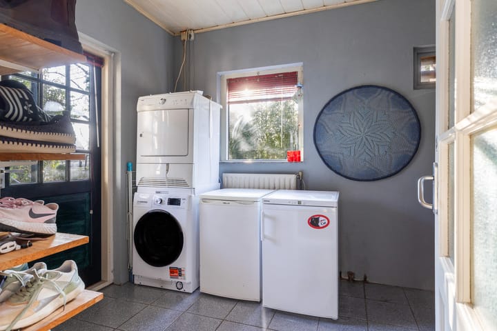 Photo 10 of Pieter de Hoochlaan 1