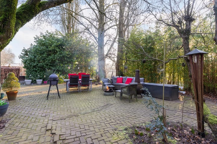 Photo 30 of Pieter de Hoochlaan 1