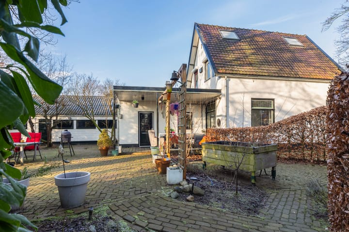 Photo 33 of Pieter de Hoochlaan 1