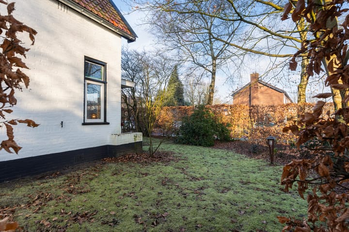 Photo 38 of Pieter de Hoochlaan 1