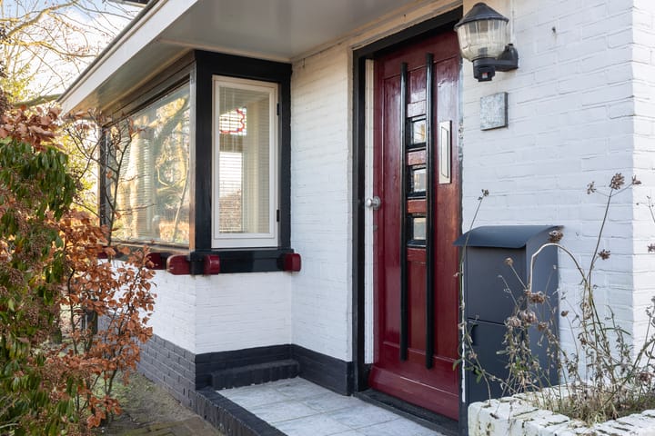 Photo 39 of Pieter de Hoochlaan 1