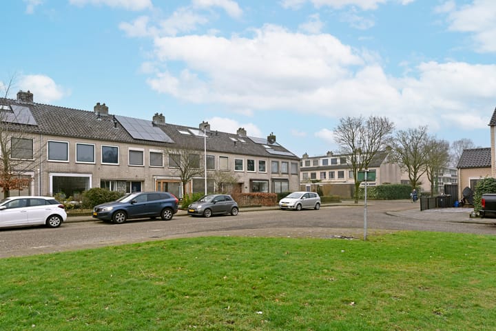 Foto 2 van Sperwerkamp 4