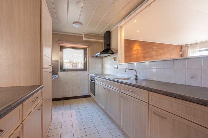 Foto 8 van Paul van Ostaijenstraat 11