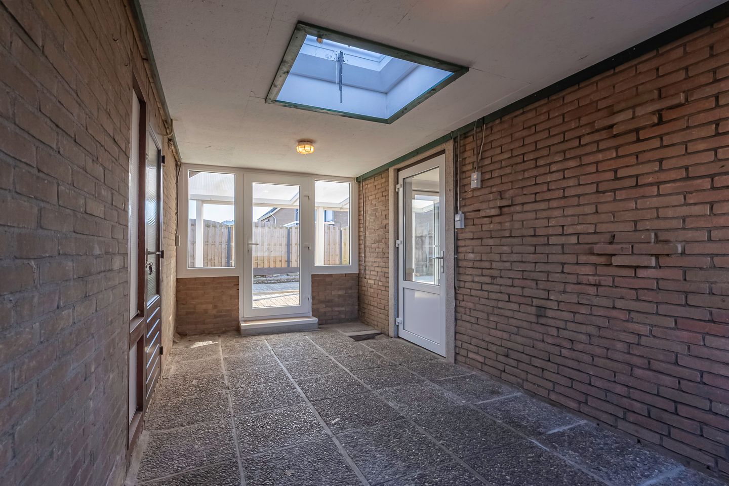 Foto 14 van Paul van Ostaijenstraat 11