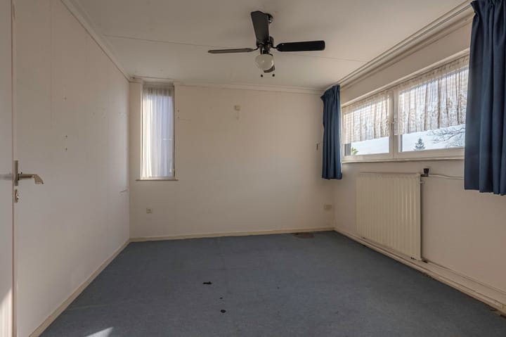 Foto 19 van Paul van Ostaijenstraat 11