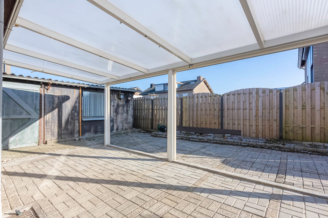 Foto 28 van Paul van Ostaijenstraat 11