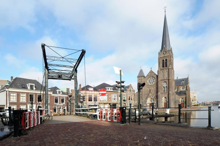 Photo 37 of Oostvlietweg 3-A