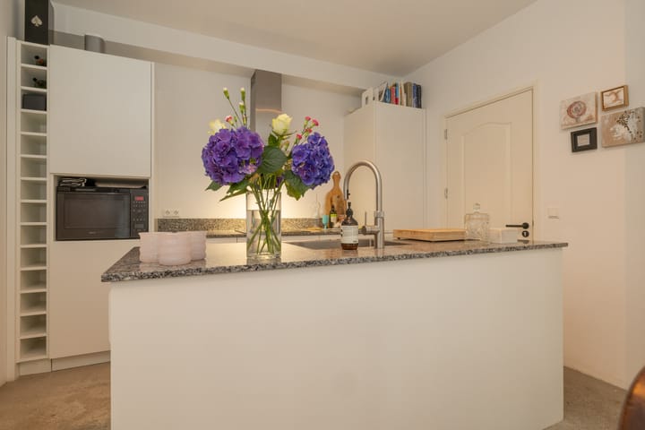 Foto 9 van Middenstraat 44