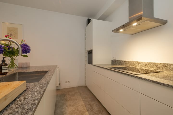 Foto 10 van Middenstraat 44