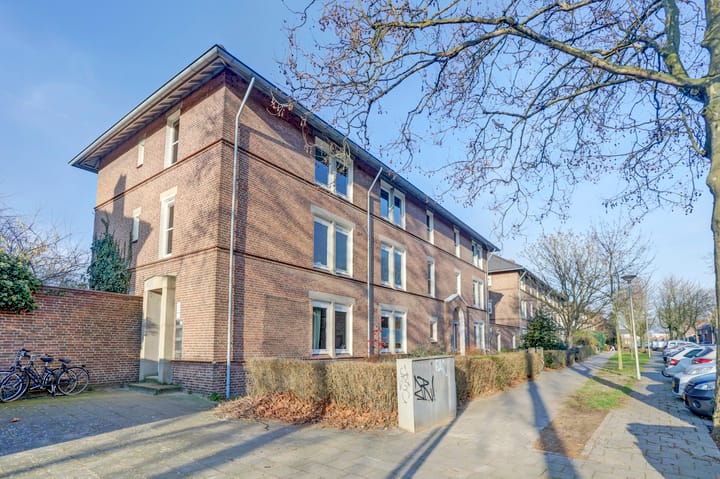 Photo 24 of Joubertstraat 124